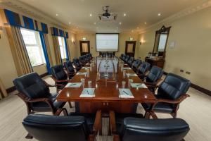 Poslovni prostori in/oz. konferenčna soba v nastanitvi Woodford Dolmen Hotel Carlow