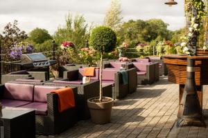Vrt pred nastanitvijo Woodford Dolmen Hotel Carlow