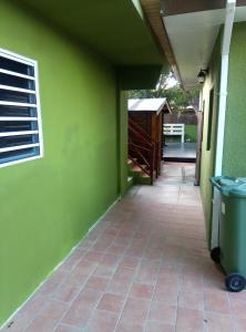 Mynd úr myndasafni af Studios & House with beautiful beach front view í Willemstad