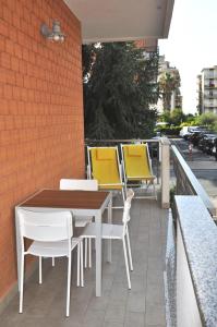 A balcony or terrace at VIALE REPUBBLICA 307 2