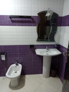 Koupelna v ubytování apartement 5 residence oulad touimi
