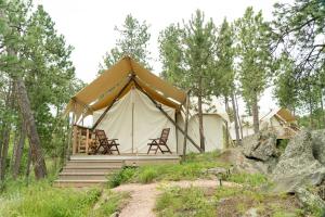 Loodusmaastik of the luxury tent lähedal