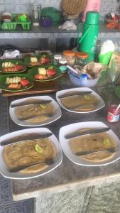 旅馆内部或周边提供的食物