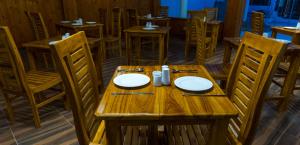 A restaurant or other place to eat at MRD Beach Hotel