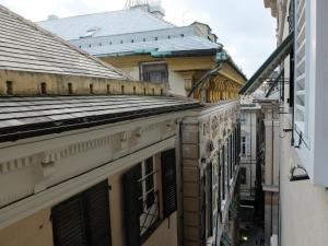 Budova, v ktorej sa apartmán nachádza
