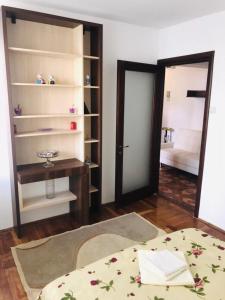Een badkamer bij - Brown Suite - ULTRACENTRAL