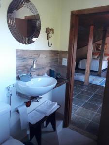 Bilik mandi di Suite da Fernanda