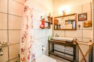 Bilik mandi di Avaas - Bed & Breakfast