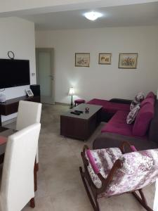 Istumisnurk majutusasutuses Apartman Arija Zlatibor