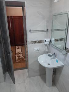 A bathroom at Kazbegi Guide