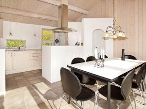 Kuchyň nebo kuchyňský kout v ubytování Modern Cottage with Spa - By Traum Ferienwohnungen + 10 fotografií