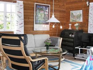 Fotografie z fotogalerie ubytování Three-Bedroom Holiday home in Ålbæk 48 v destinaci Ålbæk