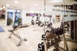 The fitness centre and/or fitness facilities at Alpenwellnesshotel St. Veit