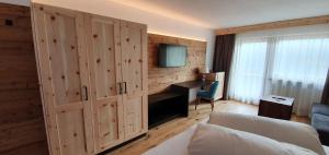 Sjónvarps- og/eða afþreyingartæki á Hotel Garni Tirol