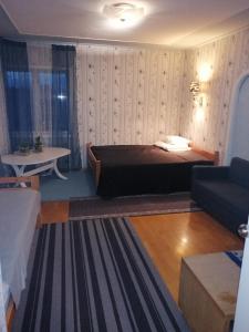 Posezení v ubytování Sangis Motel Haparandavägen 11