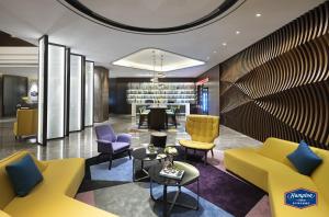 Χώρος καθιστικού στο Hampton by Hilton Guangzhou Dongxiaonan
