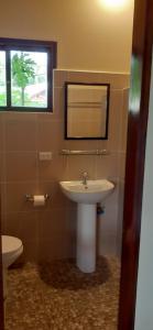 Kylpyhuone majoituspaikassa Jonas and Twins Resort