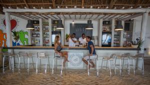 Gostje med bivanjem v nastanitvi The Loop Beach Resort