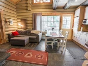 Et opholdsområde på Holiday Home Ylläsmaisema 1 by Interhome