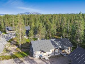 an aerial view of a house in the woods at Holiday Home Teerentie - poronpesä - g20 by Interhome in Äkäslompolo