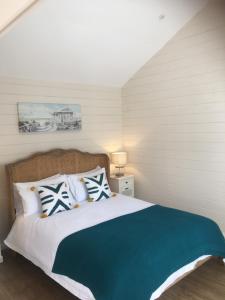 Кровать или кровати в номере Willow House B&B