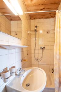 Bathroom sa Ferienhaus Zech