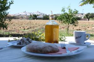 Afbeelding uit fotogalerij van Hostal Rural La Plata Parking Incluido in Arcos de la Frontera