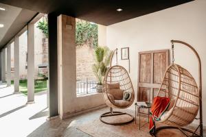 Posezení v ubytování ASTUTO Boutique Jerez - Adults Only