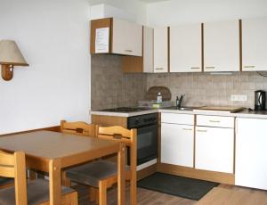 Kuchyň nebo kuchyňský kout v ubytování Appartementhaus Novak