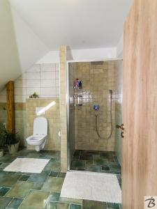 Koupelna v ubytování Apartmán u Lípy