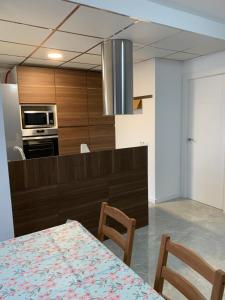 Kuchyň nebo kuchyňský kout v ubytování Piso Badajoz