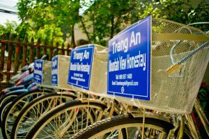 Đạp xe trong hoặc quanh Trang An Mountain View Homestay