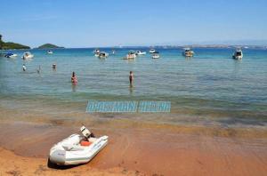 Fotografie z fotogalerie ubytování apartmani helena 1 v destinaci Kukljica