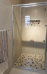 Ένα μπάνιο στο Agape Apartments