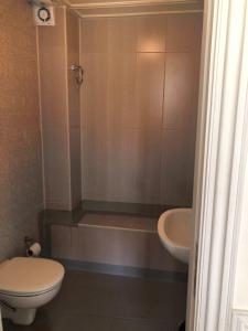 Koupelna v ubytování Çalıkuşu Tarihi Beşevler + 10 fotografií