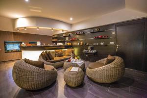 Lounge nebo bar v ubytování Resort Johanka