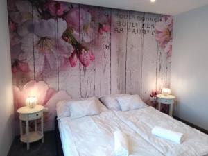 Postel nebo postele na pokoji v ubytování Bubble House - Apartmanok