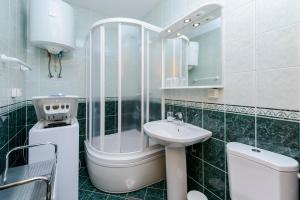 Kúpeľňa v ubytovaní Seaside Villas Eli + 37 fotografií