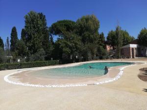 The swimming pool at or close to Hotel Villa Maya