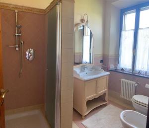 A bathroom at Da Maxim