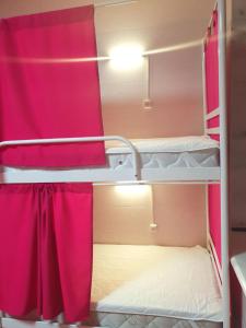 Postel nebo postele na pokoji v ubytování Hostel 777 Vokzal
