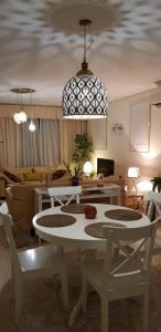 Część wypoczynkowa w obiekcie Apartment Campoamor Descansa