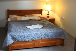 
Łóżko lub łóżka w pokoju w obiekcie Noclegi16
