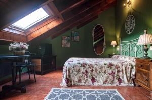 Vuode tai vuoteita majoituspaikassa Hotel Rural "Corru San Pumés"