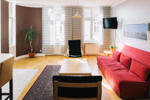Ruang duduk di St Christopher's Inn Berlin - Apartments