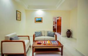 Posezení v ubytování Hamdan Plaza Hotel Salalah, an HTG Hotel