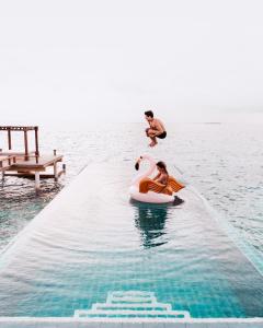 Hosté ubytování Angsana Velavaru In-Ocean Villas - Enjoy 2 pax 50 percent off seaplane and 2 times free excursions for 4 nights and above, Book Stay period from18 June to 30 Sep 2025
