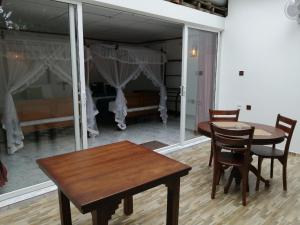 Setusvæði á Suriya Homestay Mirissa