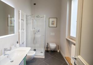 Koupelna v ubytování Brunelli B&B