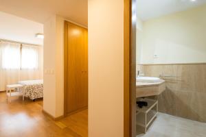 Kúpeľňa v ubytovaní LU&CIA City Centre LAS AMERICAS + 37 fotografií